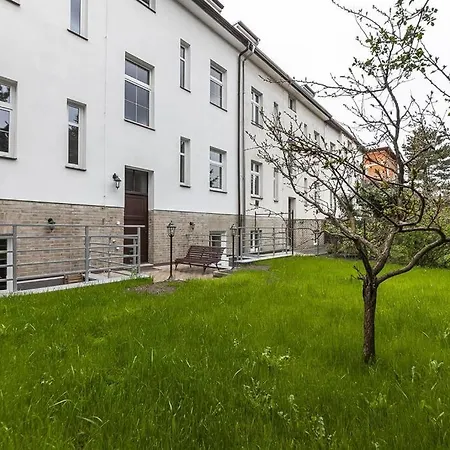 Peaceful & Quiet Flat Near Park + Parking * Prague